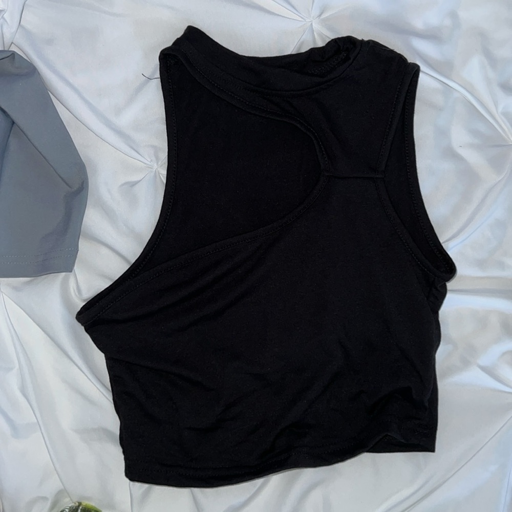 Black One-Shoulder Crop Cutout Top (NWOT) - Picture 4 of 4